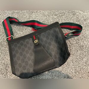 Gucci clutch/crossbody